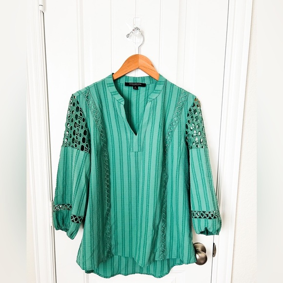 Marc New York Green Eyelet Blouse Size Medium - Picture 1 of 2